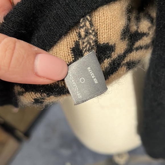 Neiman marcus cashmere sweater size medium - Picture 7 of 9